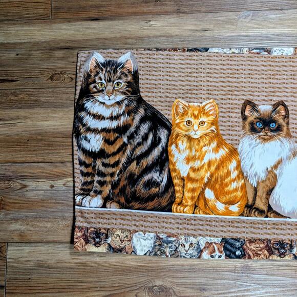 Vintage Double Sided Mama Cat and Kittens Pillow Case - Picture 3 of 8